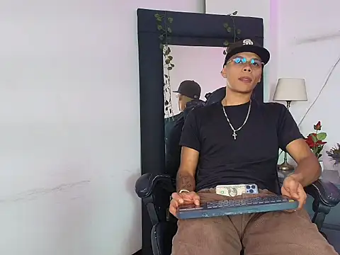 Jordan Kiing online show from October 15, 9:34 pm