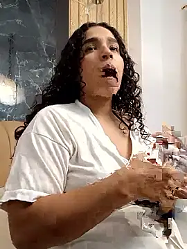 Snapshot of Belindamuller chatting on February 16, 11:35 pm Belindamuller online show from February 16, 11:35 pm