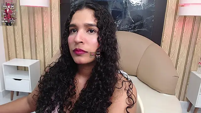 Snapshot of Belindamuller chatting on February 24, 11:49 pm Belindamuller online show from February 24, 11:49 pm