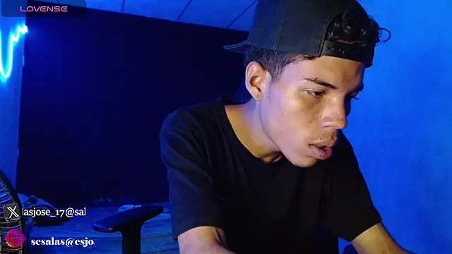 Snapshot of jhojan_foxxx_ chatting on November 29, 8:42 pm jhojan foxxx online show from November 29, 8:42 pm