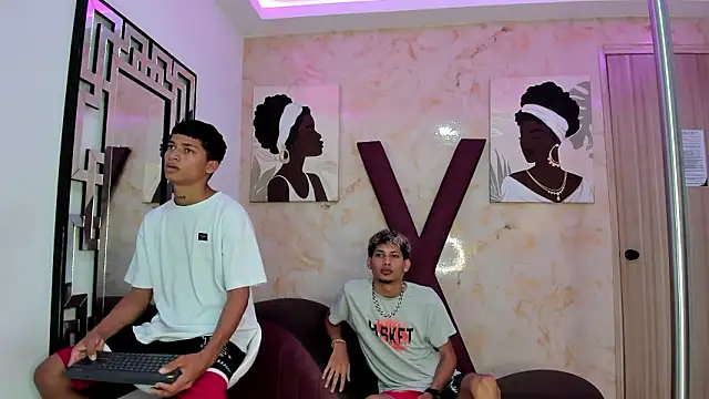 EMPIRE BOYS1 online show from February 2, 7:24 pm