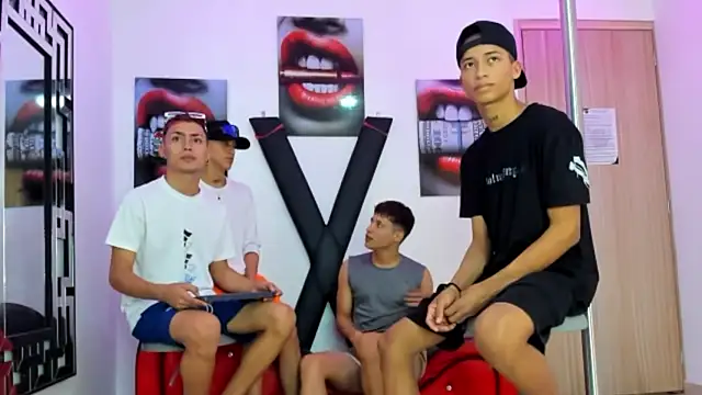 EMPIRE BOYS1 online show from October 31, 7:21 pm