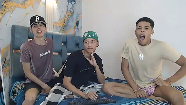 EMPIRE BOYS1 online show from February 16, 7:34 pm