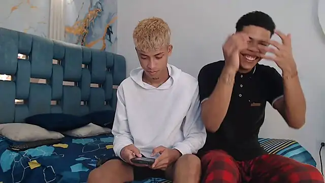 EMPIRE BOYS1 online show from March 28, 7:15 pm