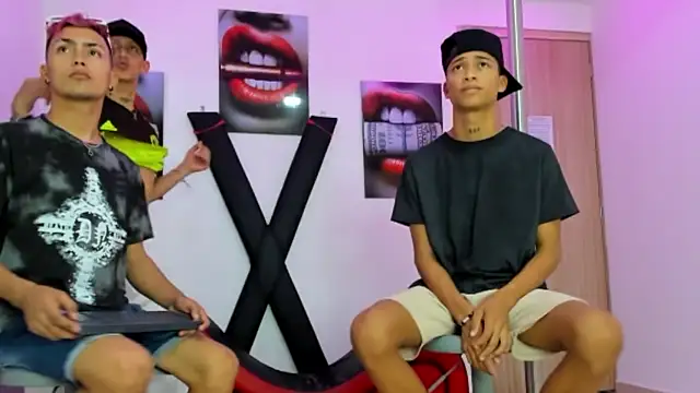 EMPIRE BOYS1 online show from November 1, 7:08 pm