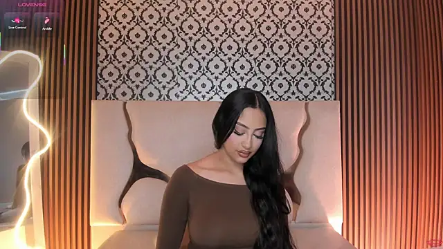 BEELLA TAY1 online show from March 4, 1:08 pm