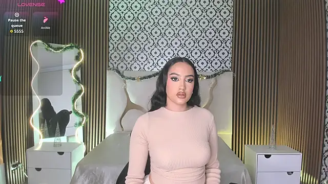 Snapshot of BEELLA_TAY1 chatting on November 25, 9:04 pm BEELLA TAY1 online show from November 25, 9:04 pm