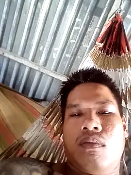 Snapshot of Dothanhthuan555 chatting on February 25, 5:18 am Dothanhthuan555 online show from February 25, 5:18 am