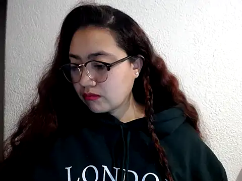 I AM ISABELLA online show from October 17, 4:38 am