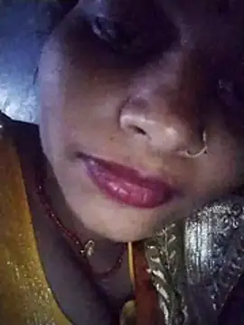 kiara-simmi online show from December 3, 4:06 pm