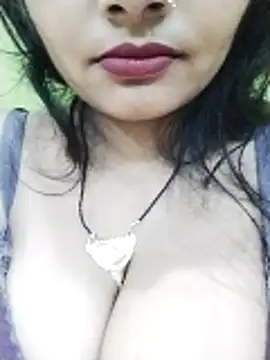 kiara-simmi online show from October 29, 6:29 pm