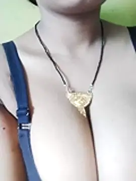 kiara-simmi online show from October 29, 3:38 am