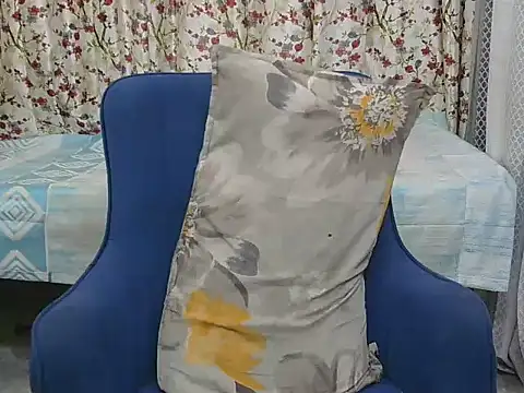 hii tanisha online show from December 1, 8:15 am