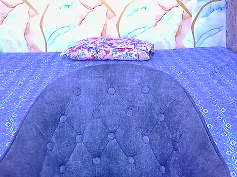 hii tanisha online show from April 2, 3:41 pm