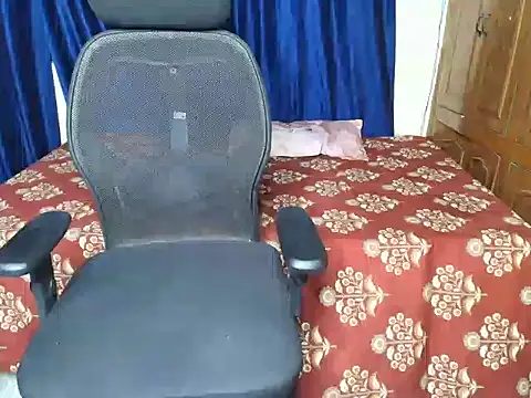 hii tanisha online show from April 20, 4:30 pm