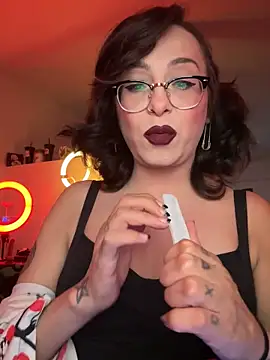 MiniMonroe online show from November 24, 10:48 am