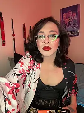 MiniMonroe online show from December 2, 6:59 am