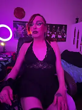 MiniMonroe online show from January 19, 11:36 am