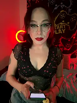 MiniMonroe online show from October 22, 10:58 am