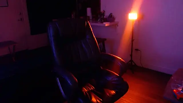 MiniMonroe online show from October 13, 8:16 am