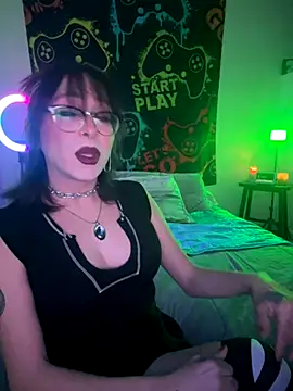 MiniMonroe online show from October 18, 5:53 am