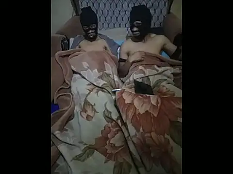 MarriedAndCreamy online show from November 21, 7:57 pm