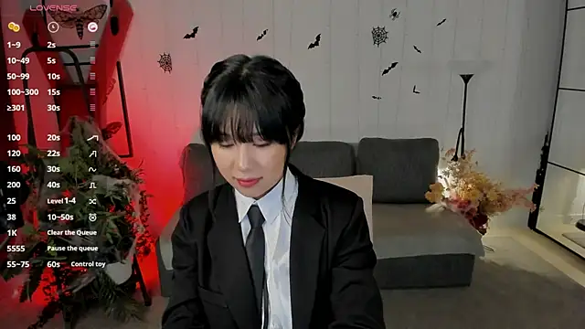 Snapshot of Erika_Kim chatting on October 30, 6:44 am Erika Kim online show from October 30, 6:44 am