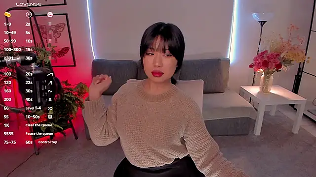 Snapshot of Erika_Kim chatting on November 26, 7:52 am Erika Kim online show from November 26, 7:52 am