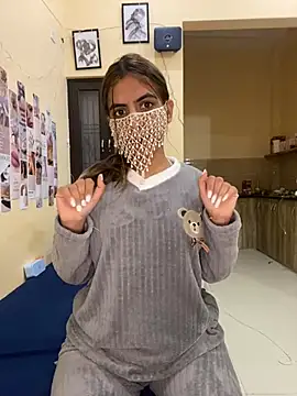 deepikaa aroraa online show from January 11, 4:25 pm