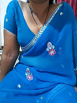 Snapshot of Best_Kannada_Couple chatting on October 15, 5:10 pm Best Kannada Couple online show from October 15, 5:10 pm