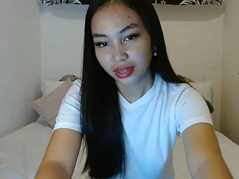 ItsXxxcole3 online show from May 19, 3:52 pm