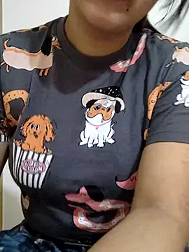 Tanha18 online show from November 2, 7:35 am