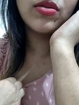 Tanha18 online show from October 21, 9:14 pm