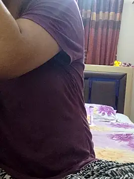 Tanha18 online show from February 5, 12:45 pm