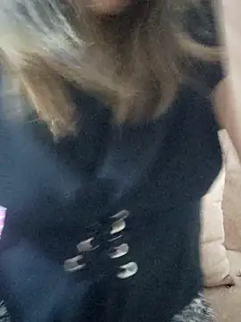 Tanha18 online show from February 24, 4:30 pm