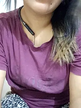 Tanha18 online show from October 24, 11:04 pm