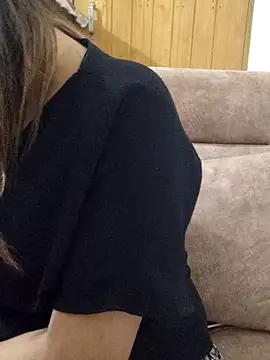 Tanha18 online show from February 20, 2:41 pm