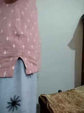 Tanha18 online show from October 26, 8:26 am