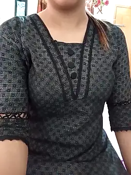 Tanha18 online show from May 11, 3:41 am