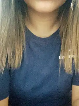 Tanha18 online show from February 1, 8:40 pm