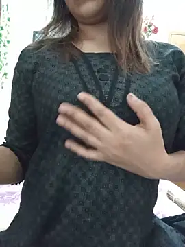 Tanha18 online show from May 30, 1:17 pm