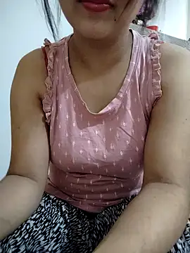 Tanha18 online show from November 4, 9:02 am