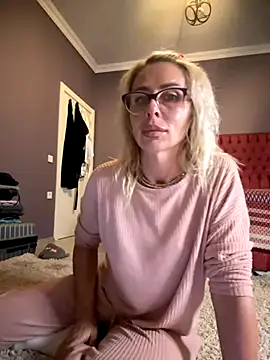 ElenabonyX online show from November 13, 7:29 pm