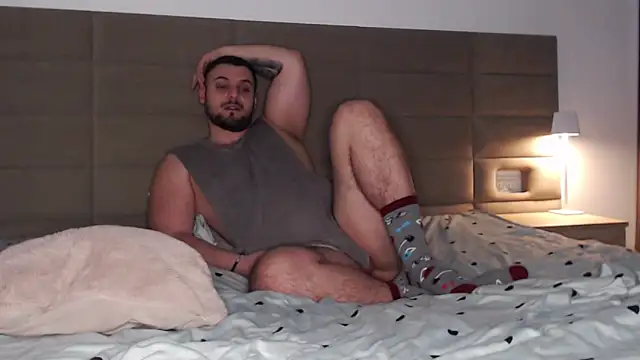 BriannSmith online show from February 6, 1:51 pm