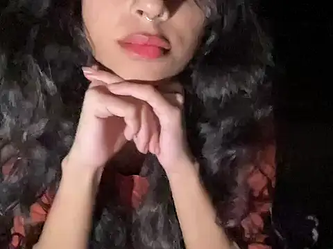 Snapshot of youngriri2 chatting on October 18, 9:28 pm youngriri2 online show from October 18, 9:28 pm
