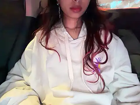 youngriri2 online show from January 15, 2:53 pm