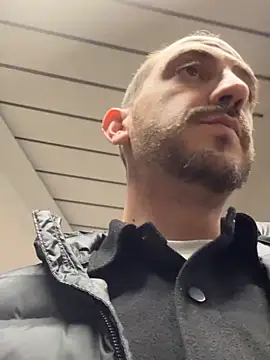 AlexGogo23 online show from April 15, 8:53 am