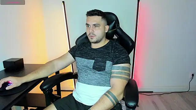 Snapshot of Danielbateson chatting on October 12, 10:38 am Danielbateson online show from October 12, 10:38 am