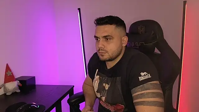 Snapshot of Danielbateson chatting on January 12, 2:02 pm Danielbateson online show from January 12, 2:02 pm