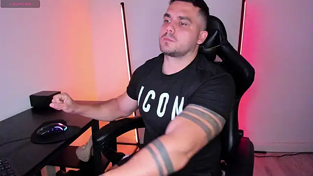 Snapshot of Danielbateson chatting on October 11, 12:28 pm Danielbateson online show from October 11, 12:28 pm